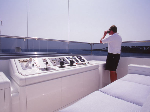 first officer yacht jobs